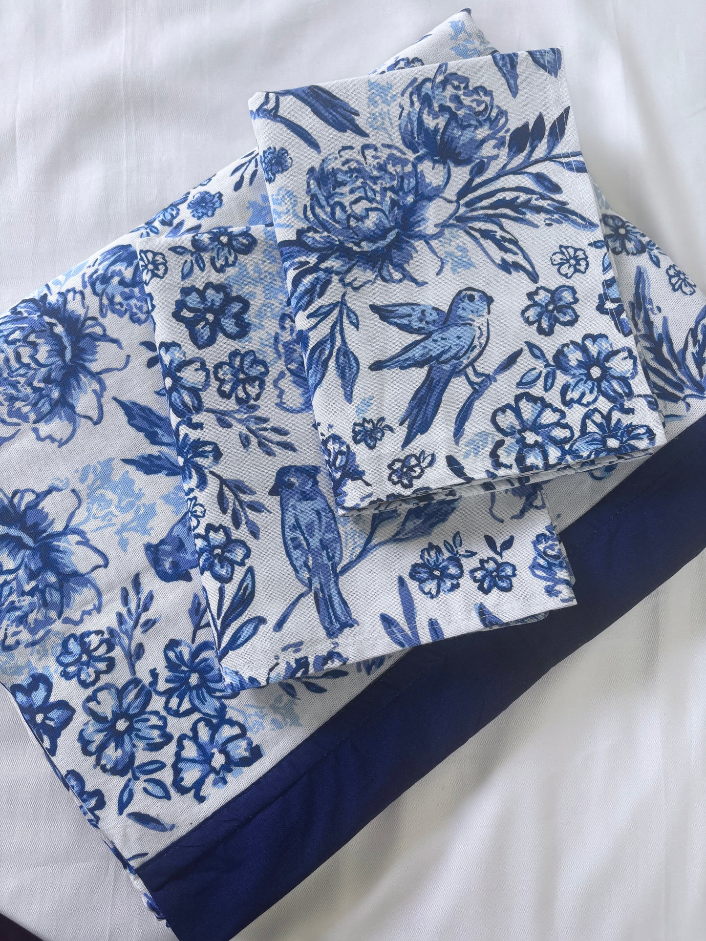 Queen Size Bedspread 90x100 inches
