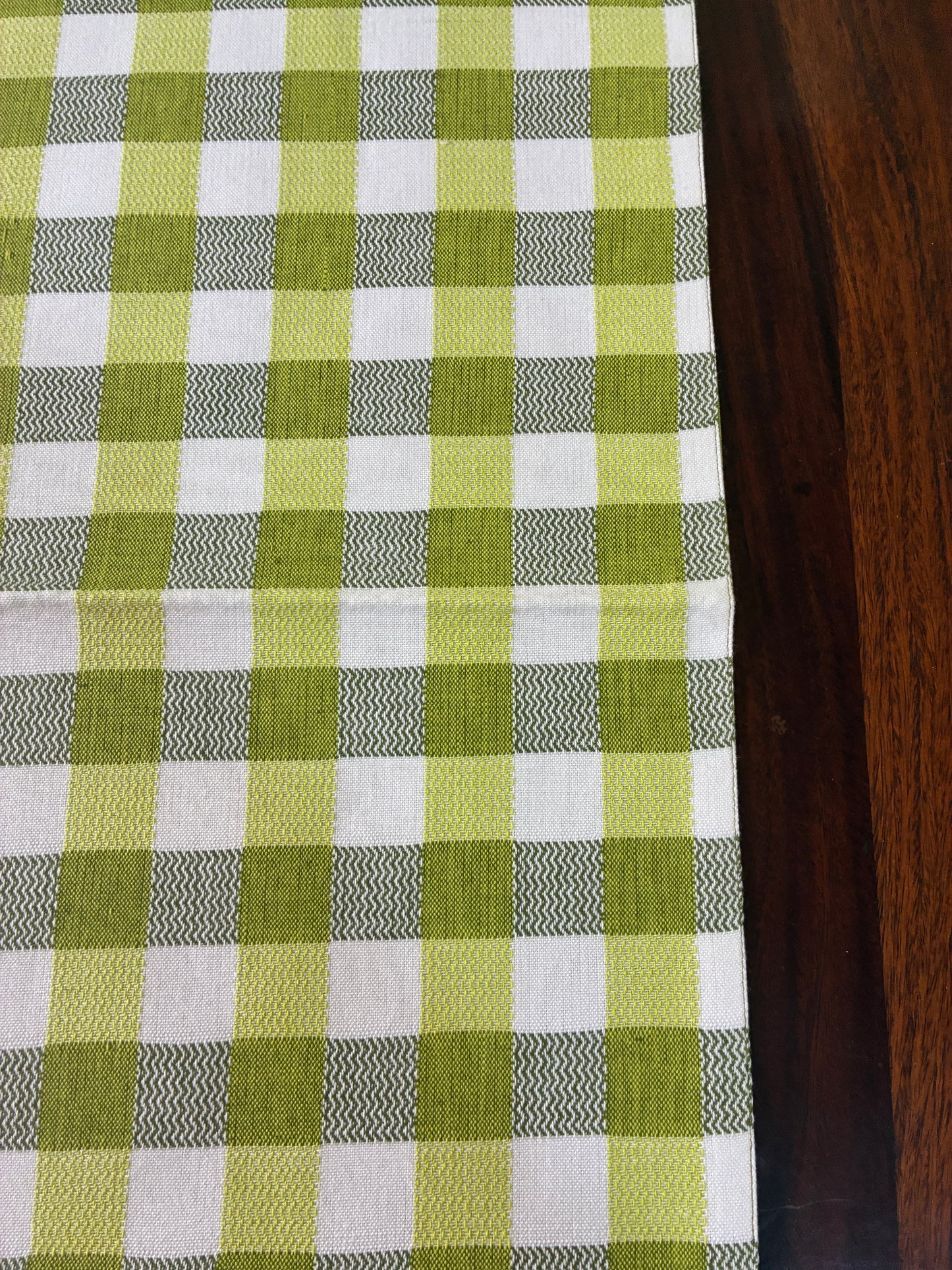 Green Leaves Reversible Table Runner 5.5 ft  long