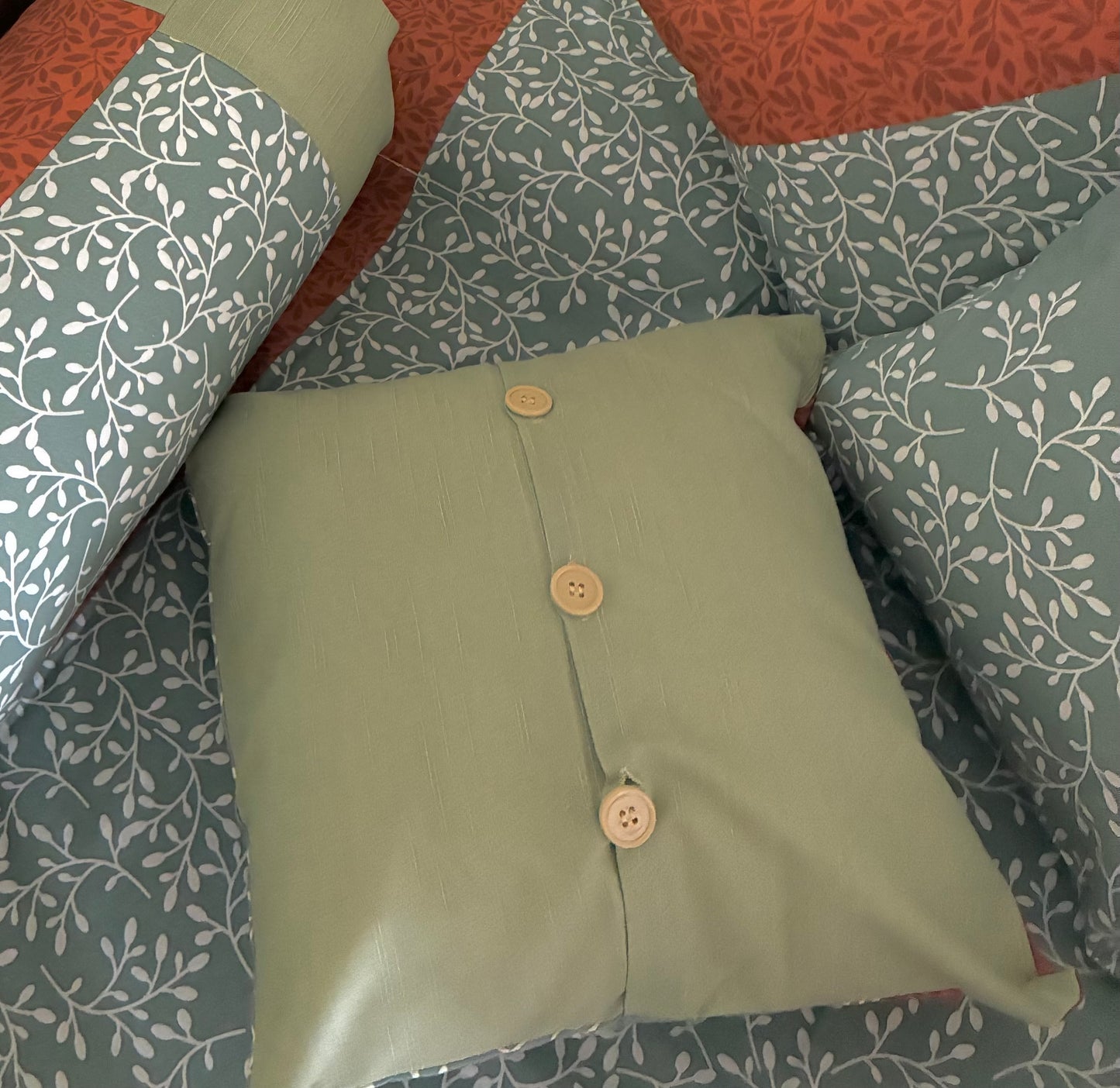 Leaf Print Diwan Set