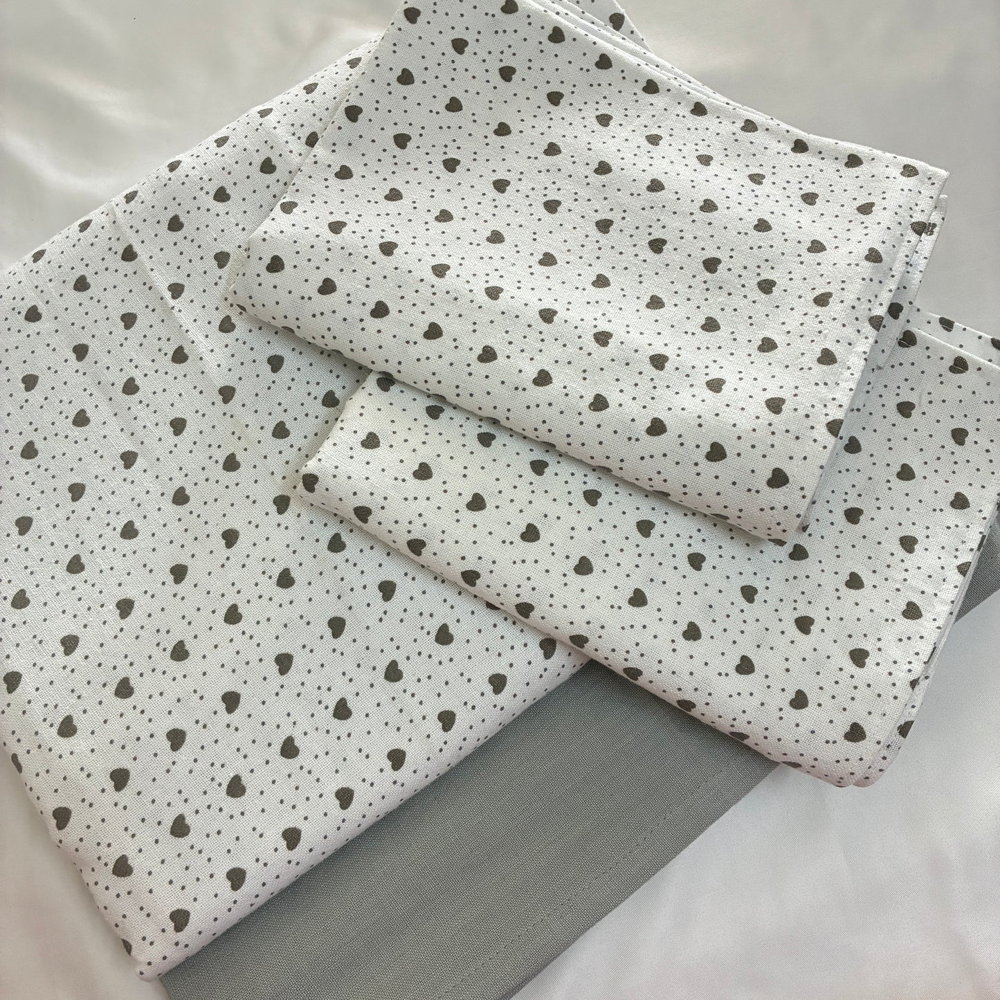 Grey Little Hearts King Size Cotton Bedspread 100x110 in