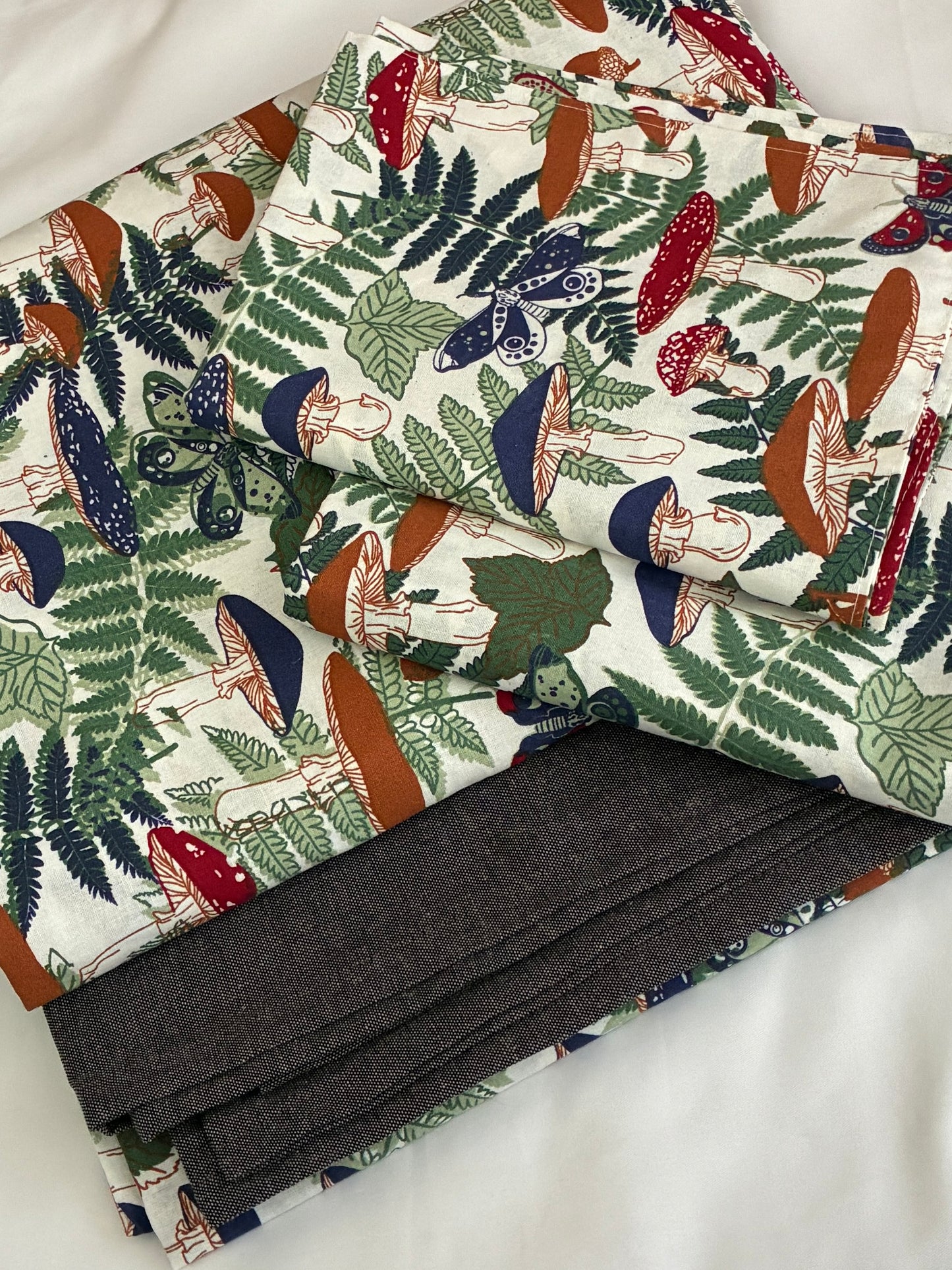 Wild Mushroom King Size Cotton Bedspread 100x110 inches