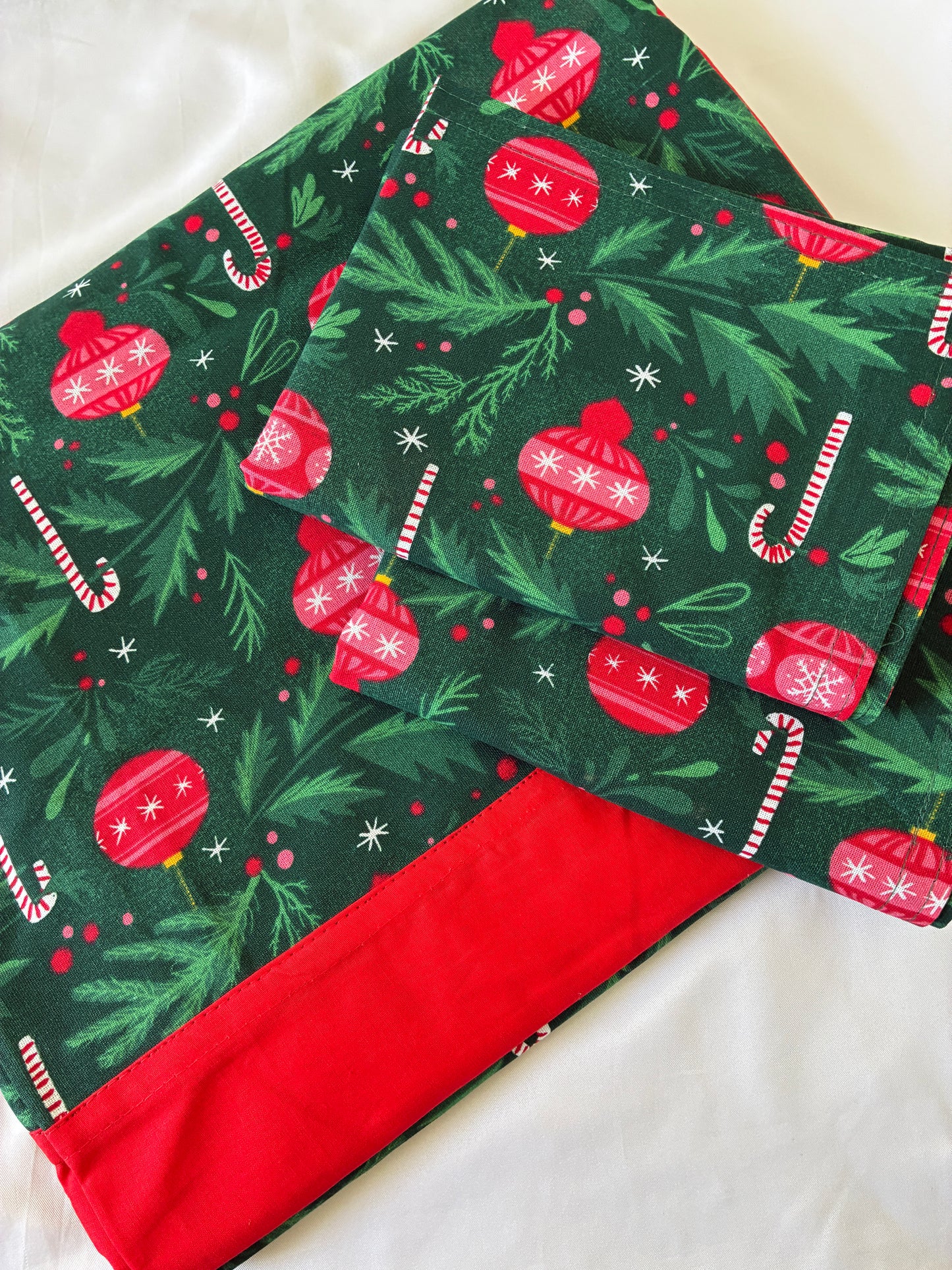 Queen Size Bedspread 90x100 inches