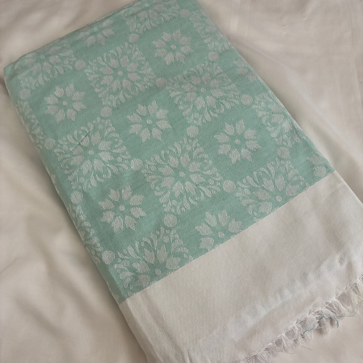 Mint Blossom Double Size Cotton Blanket