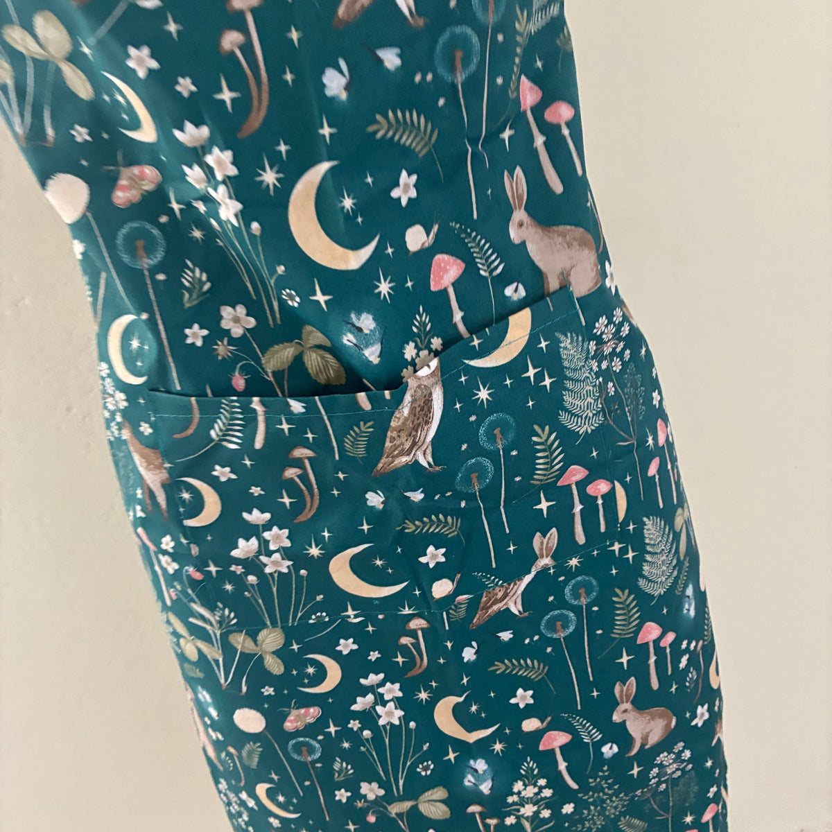 Wax coated waterproof Apron