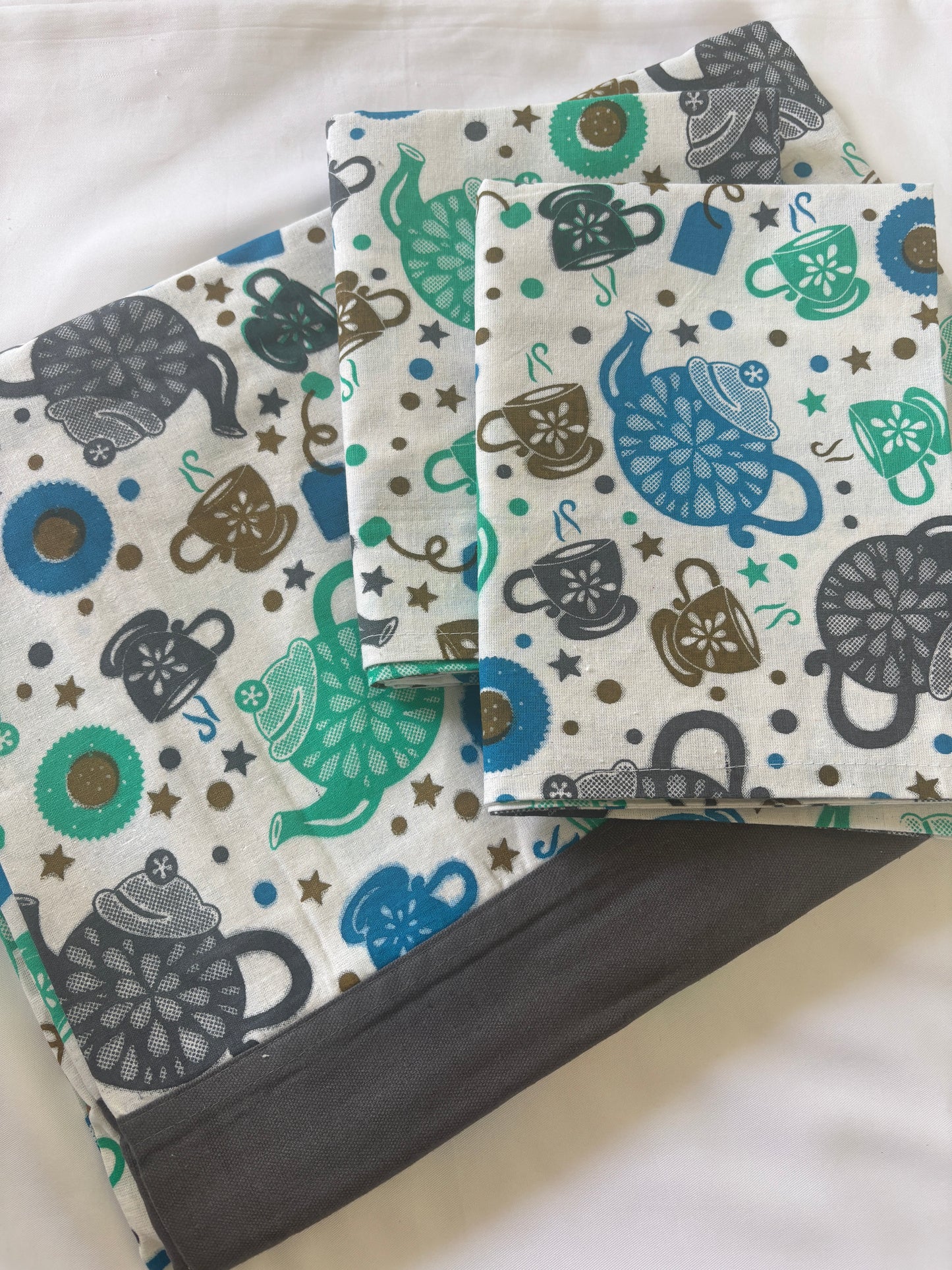 Queen Size Bedspread 90x100 inches
