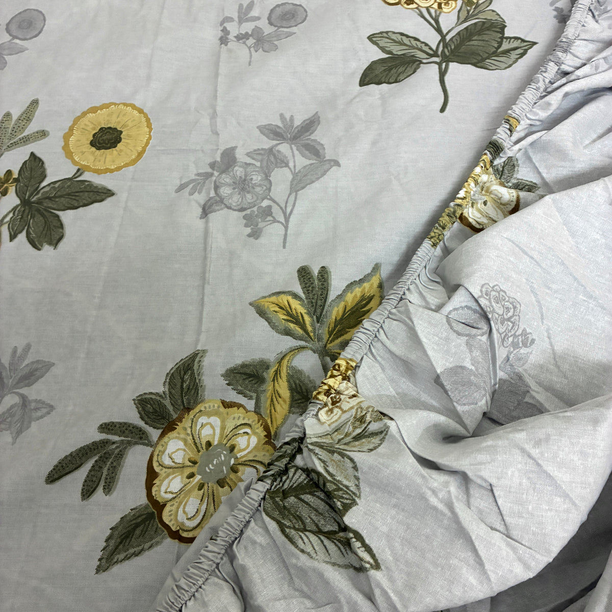 Grey Floral Queen Size Fitted Cotton Bedspread (2 pillow covers)