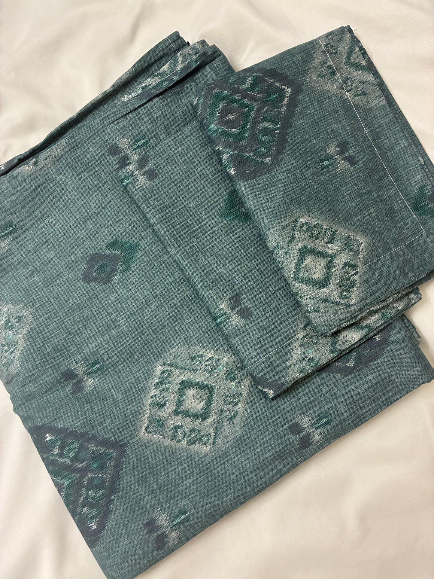 Super King Size Bedspread 120x 120 inches