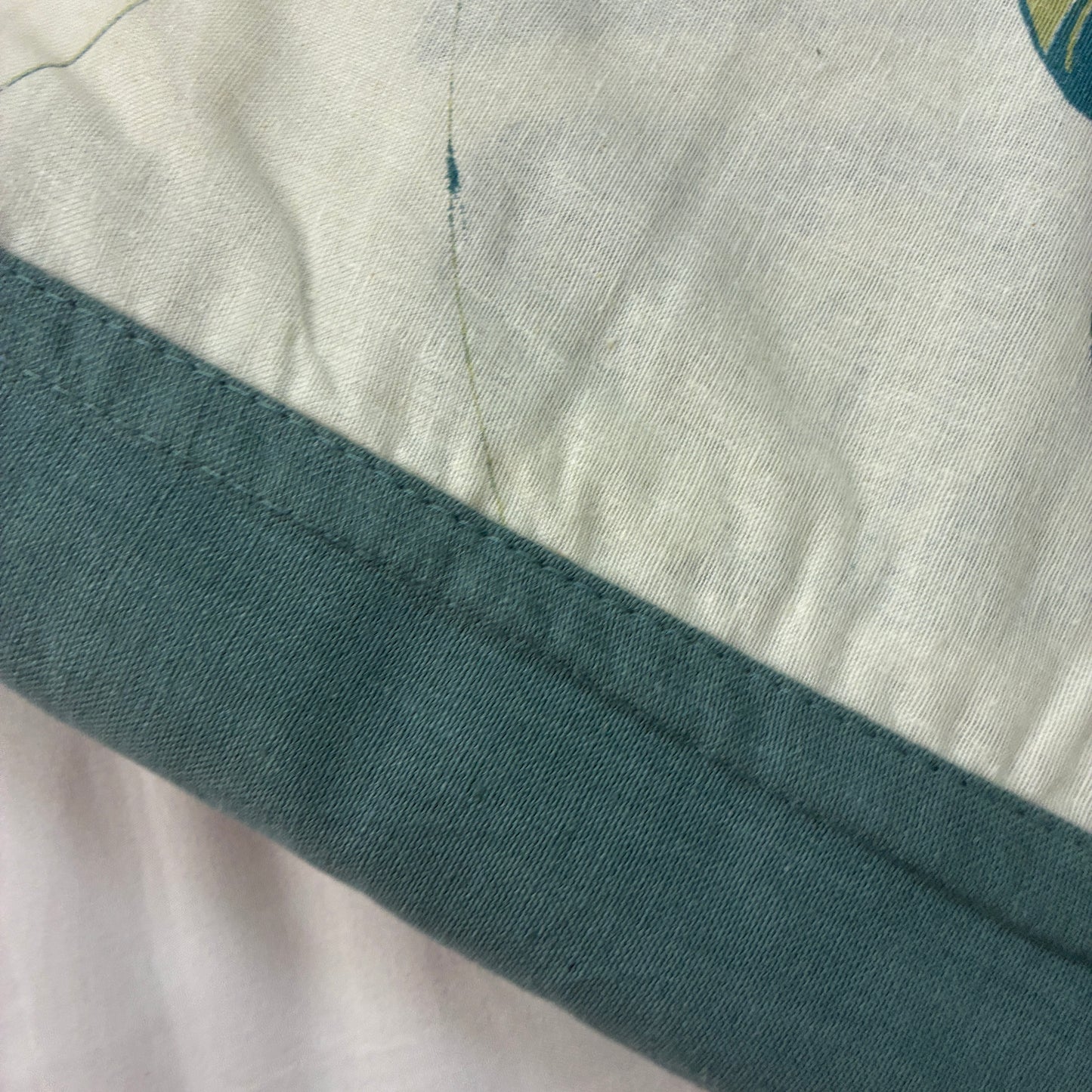 Leaf Queen bedspread 90x100 inches