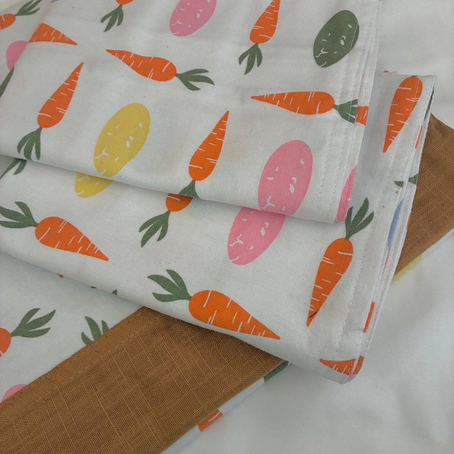 Veggies Queen Size Bedspread 90x100 inches ( 2 PILLOW COVERS)