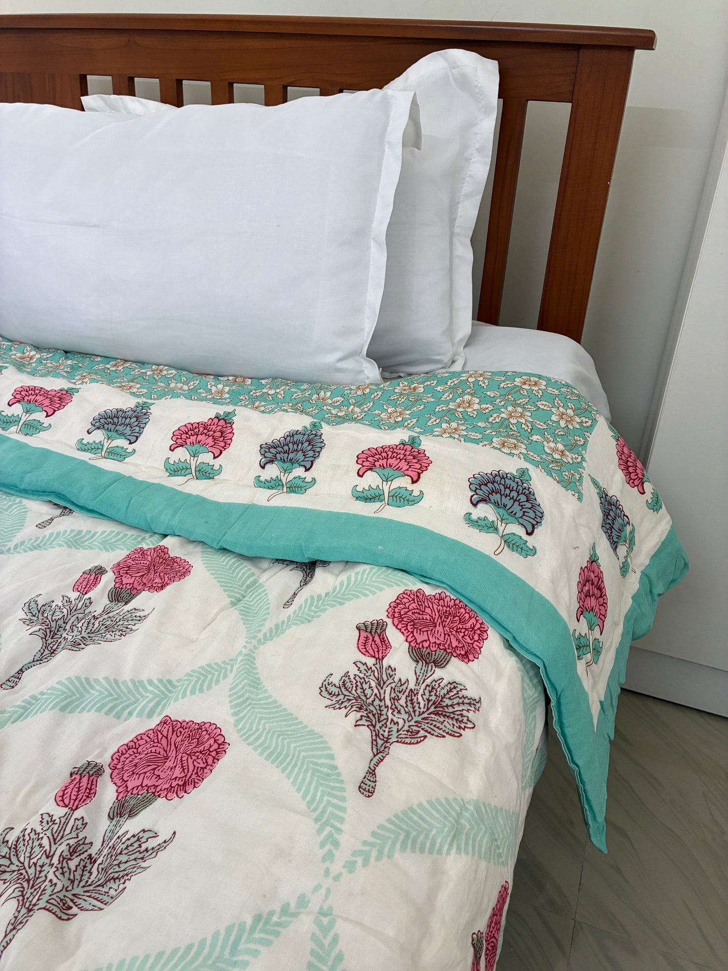 Reversible Cotton Double Quilts