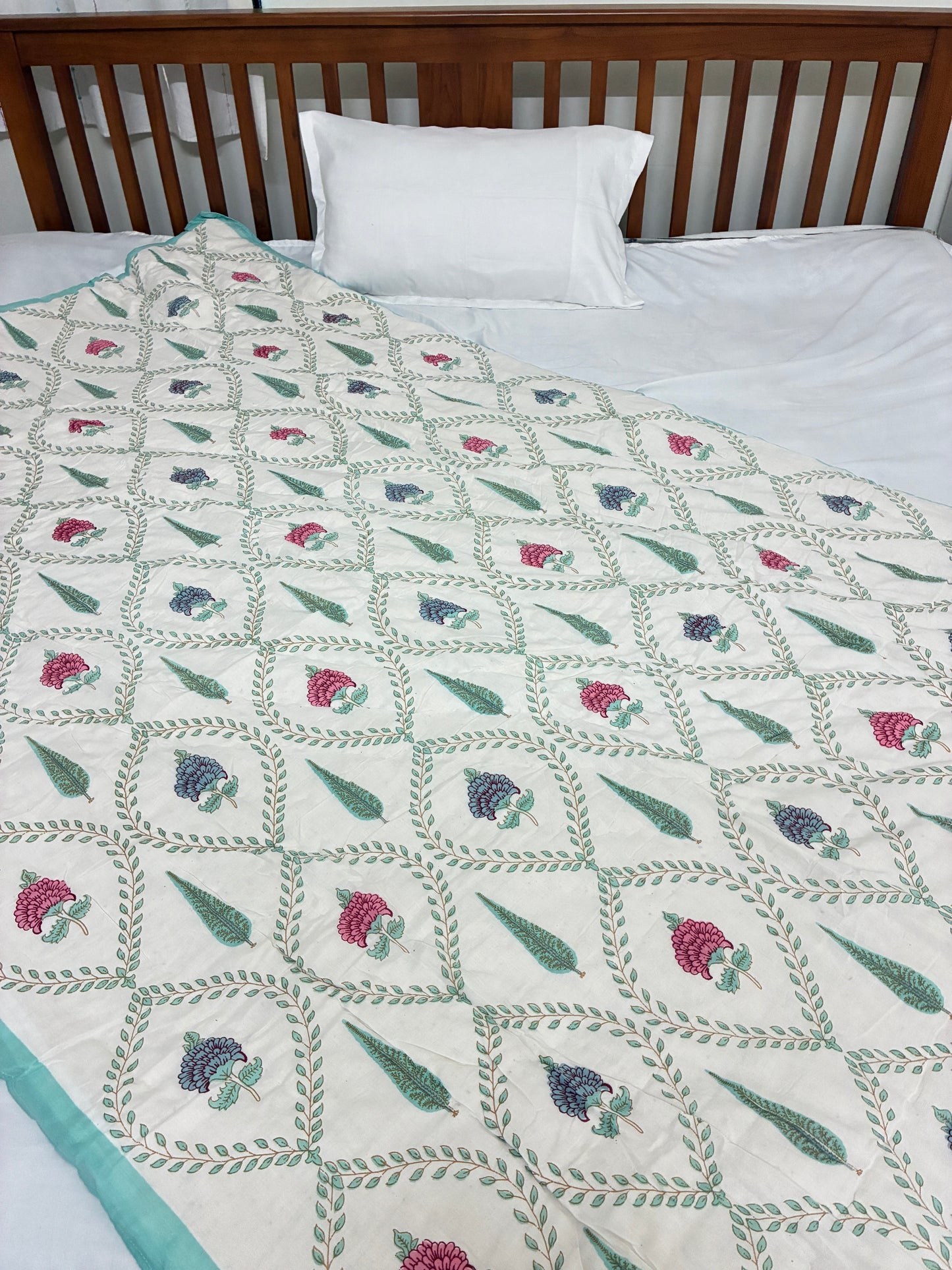 Reversible Single Size Cotton Quilt