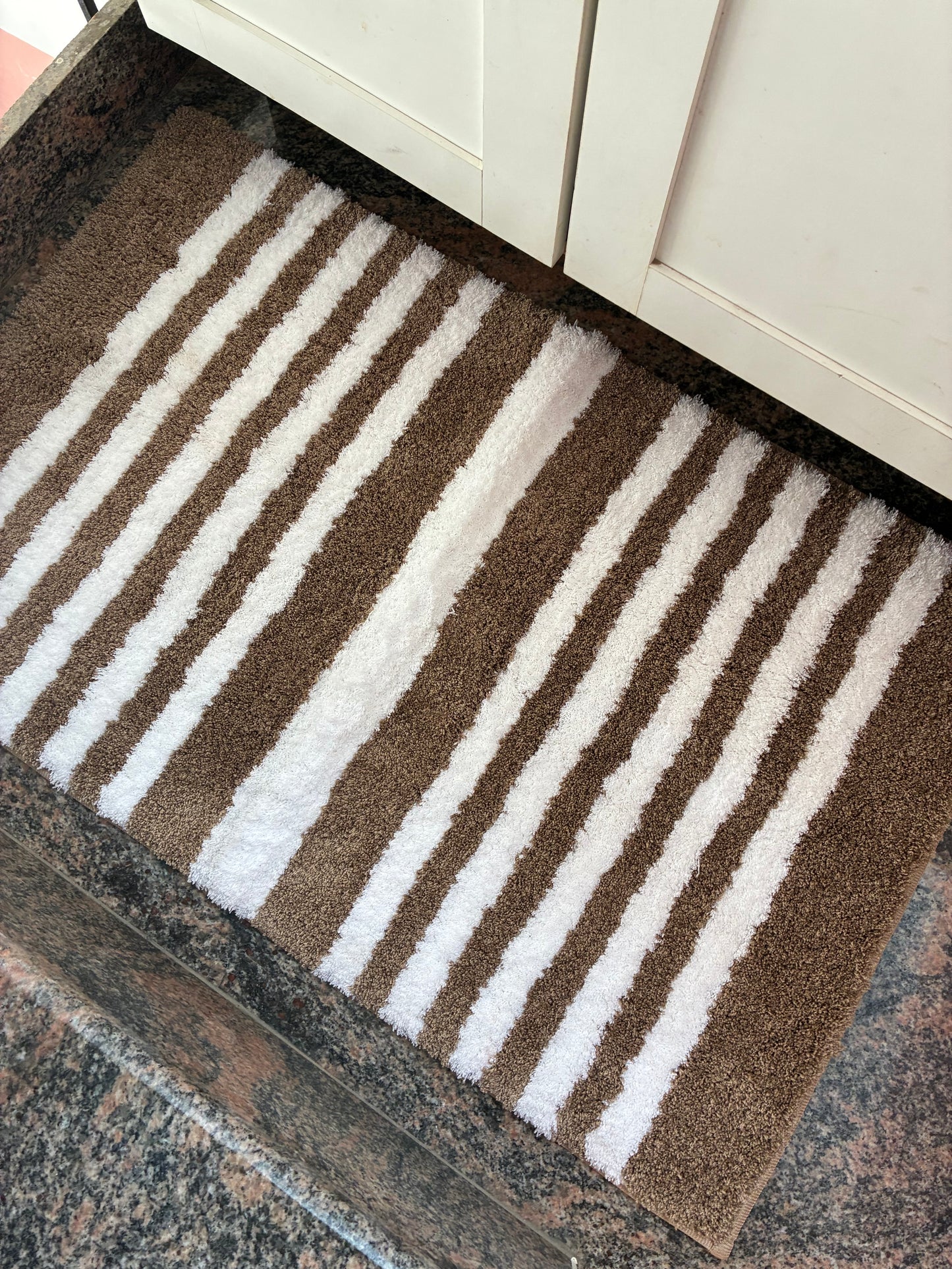 Big Ultra Soft Anti Slip Door Mat (82x 52 cm)