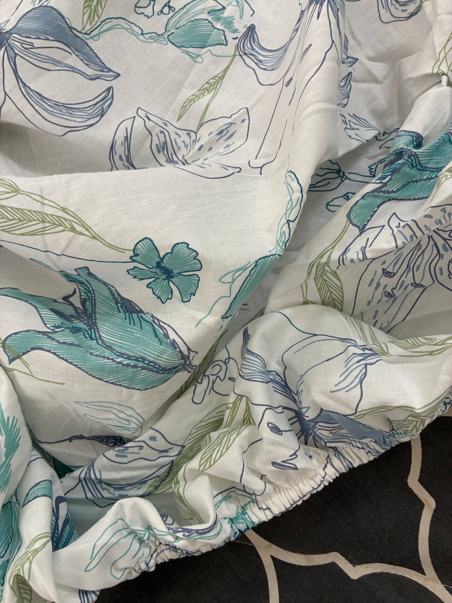 Blue Wild Flower Fitted King Size Bedspreads  75x75x10 inches