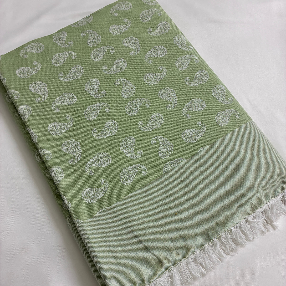 Green Mango Motif Single Size Blanket / Throw