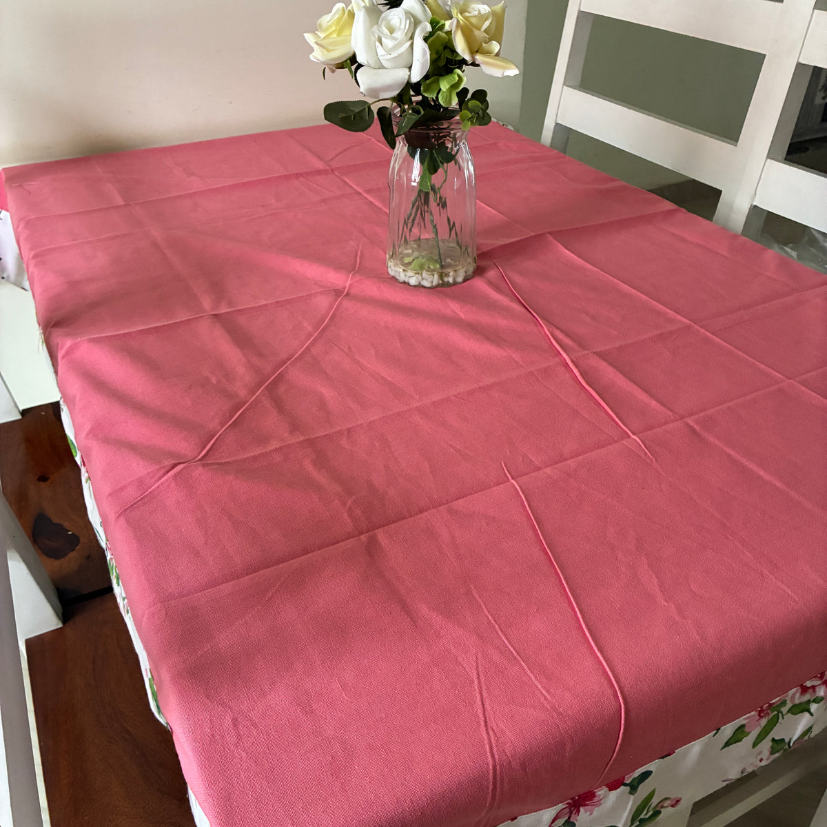 Plain with Floral Border 4 Seater Table Covers