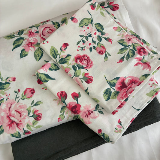 White Rose King Cotton Bedspread 100x110 inches (2 pillow covers)