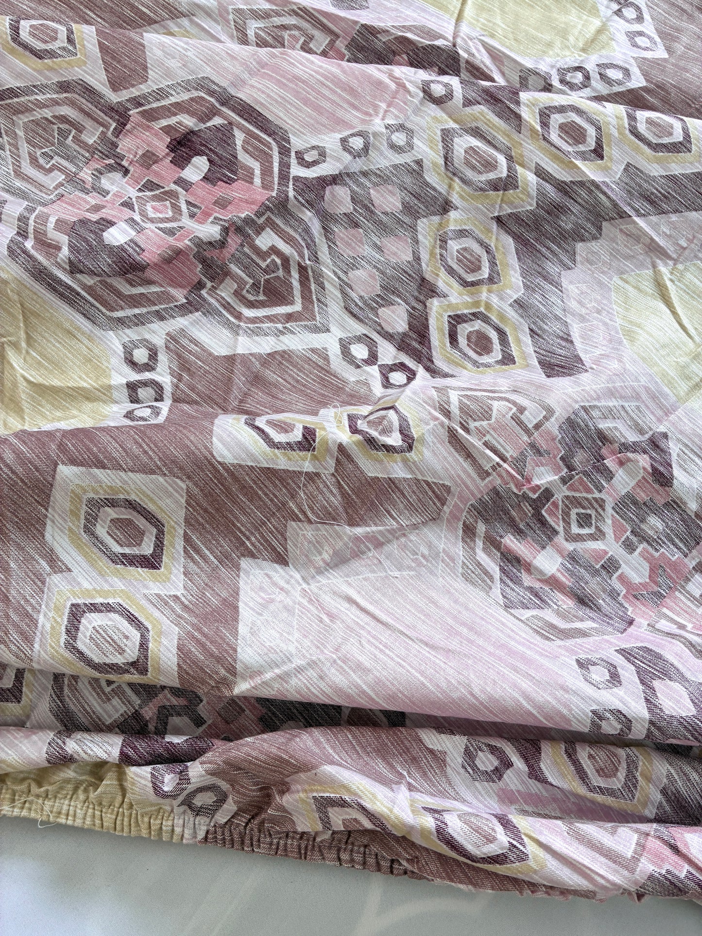 Queen Size Fitted Cotton Bedspread.