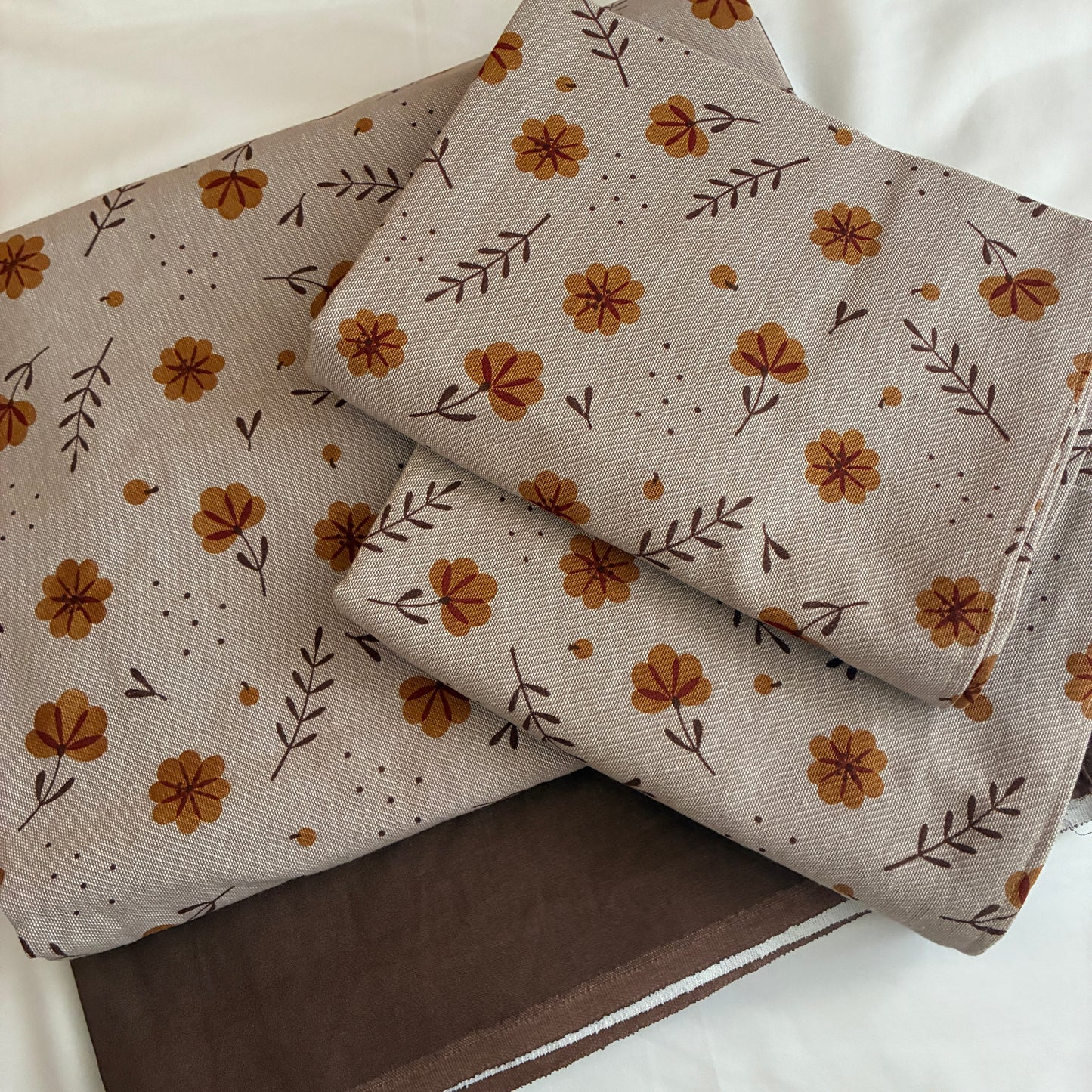 Brown Floral King Size Cotton Bedspread 100x110 inches (2 pillow covers)