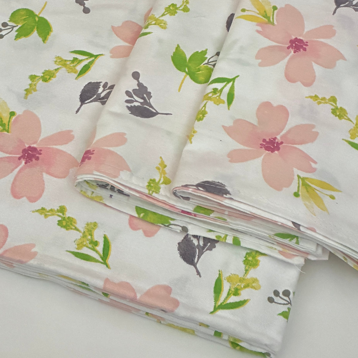 Pink Floral Single Size Cotton Bedspread with 2 Pillow Covers 60 x 90 in