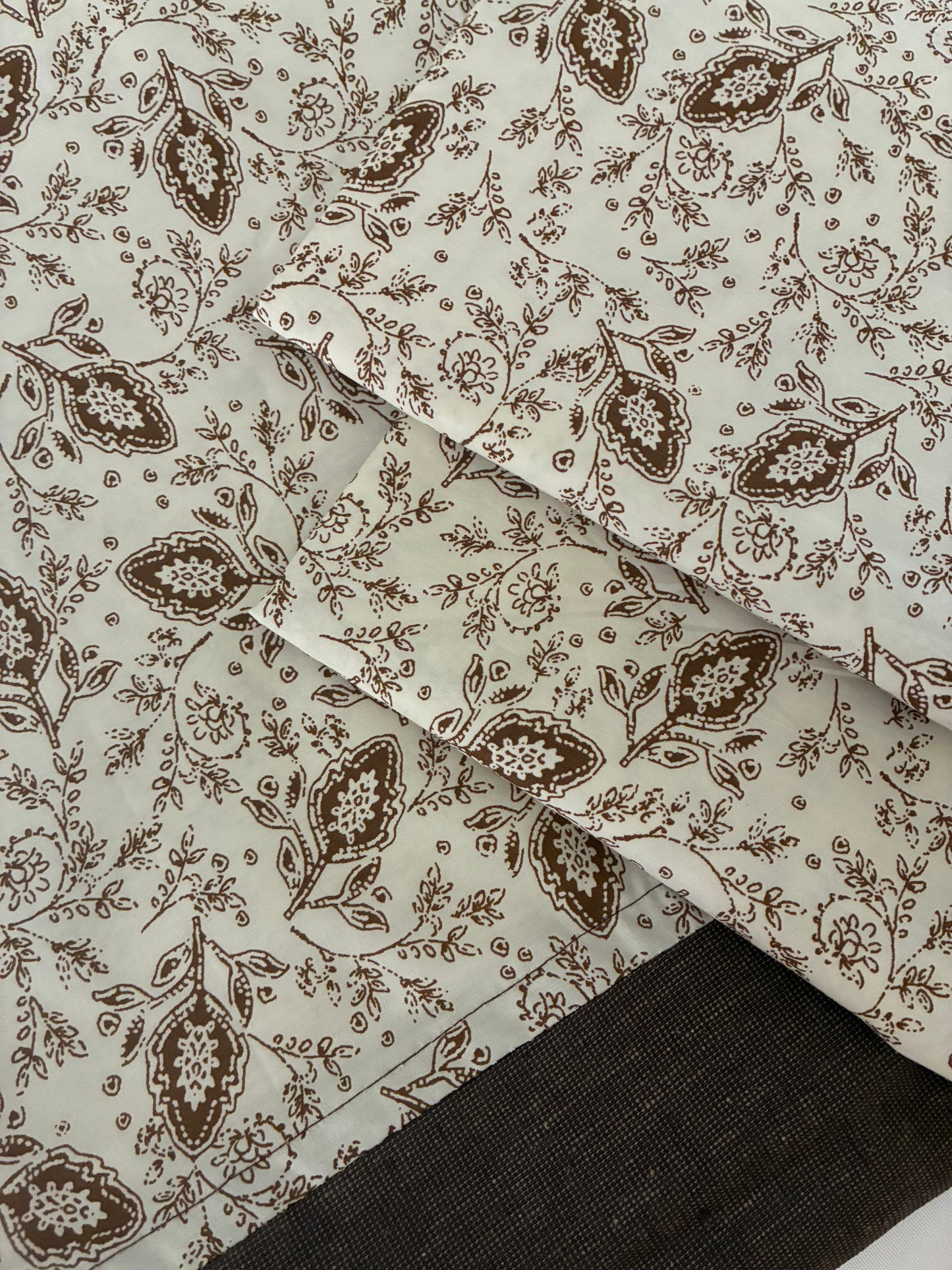 Queen Size Satin Cotton Bedspread 90x100 inches