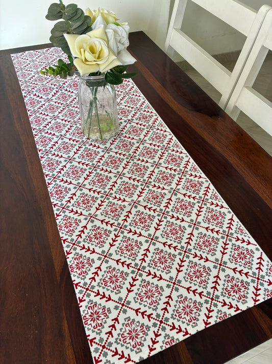 Table Runner 3.5 ft long