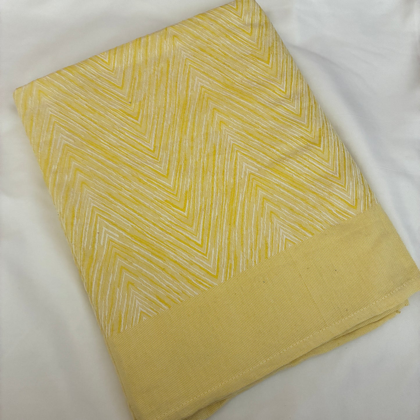 Yellow Dual Tone zigzag Single Size Blanket / Throw