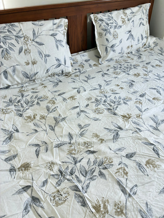 Queen Size Fitted Cotton Bedspread.