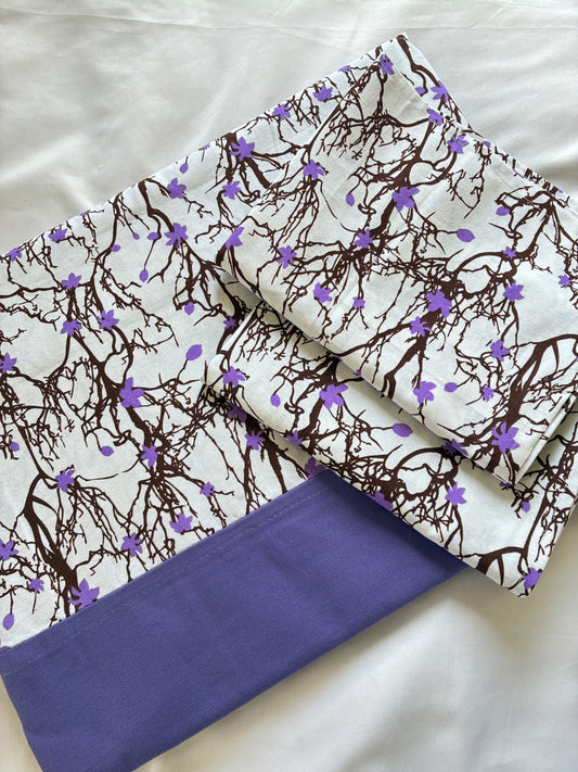 Queen bedspread 90x100 inches