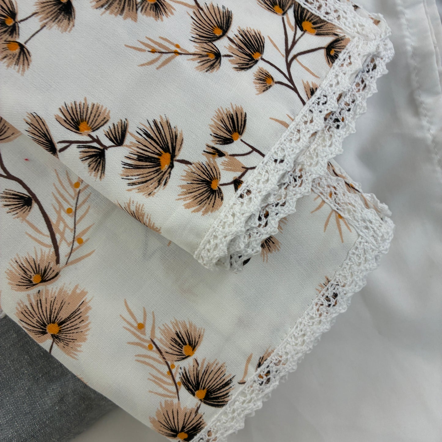 Lace King Size Cotton Bedspread 100x110 in