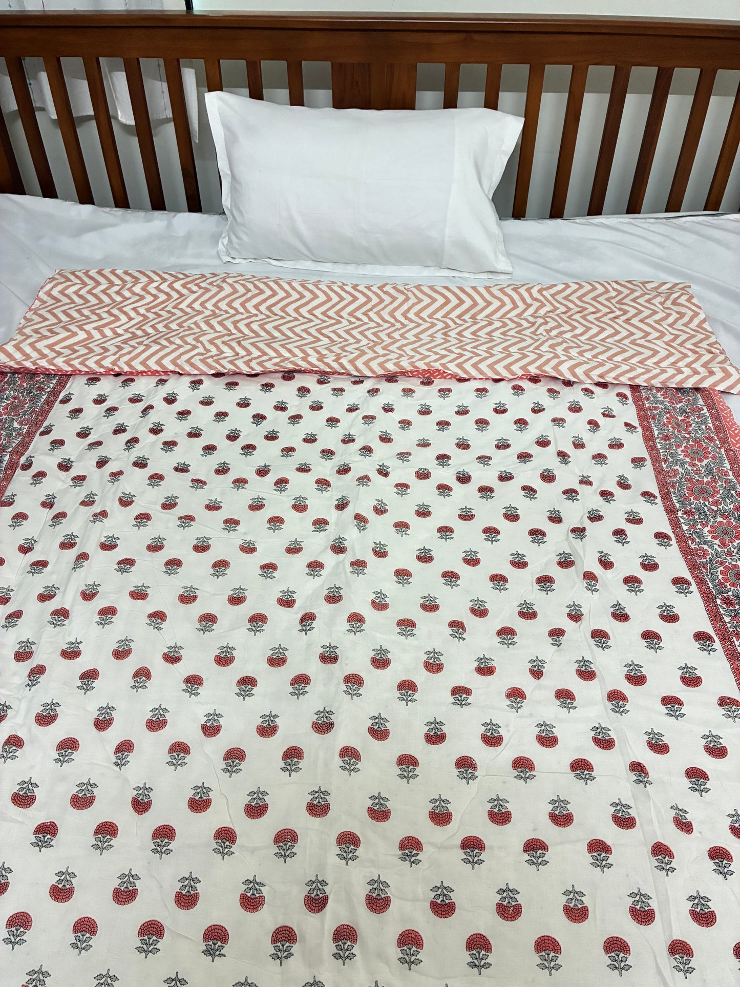Reversible Single Size Cotton Quilt