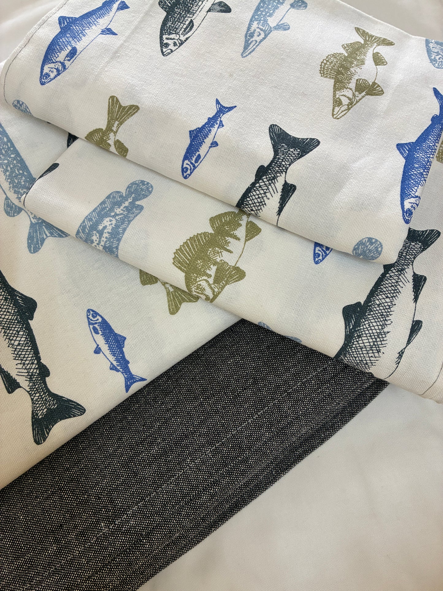 Fish Print King Size Cotton Bedspread 100x110 in