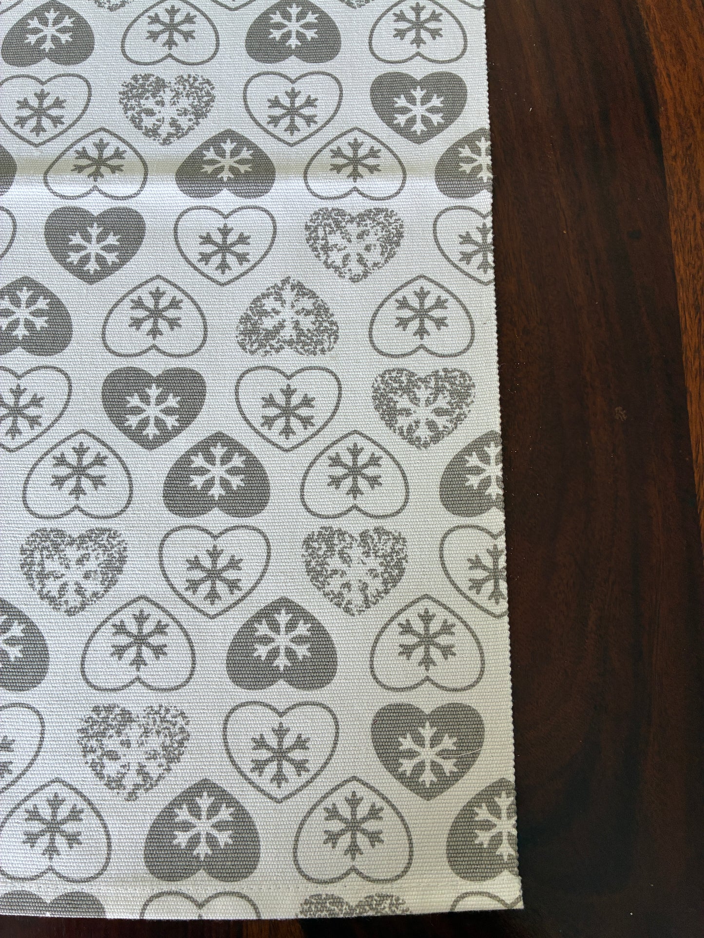 Table Runner 3.5 ft long