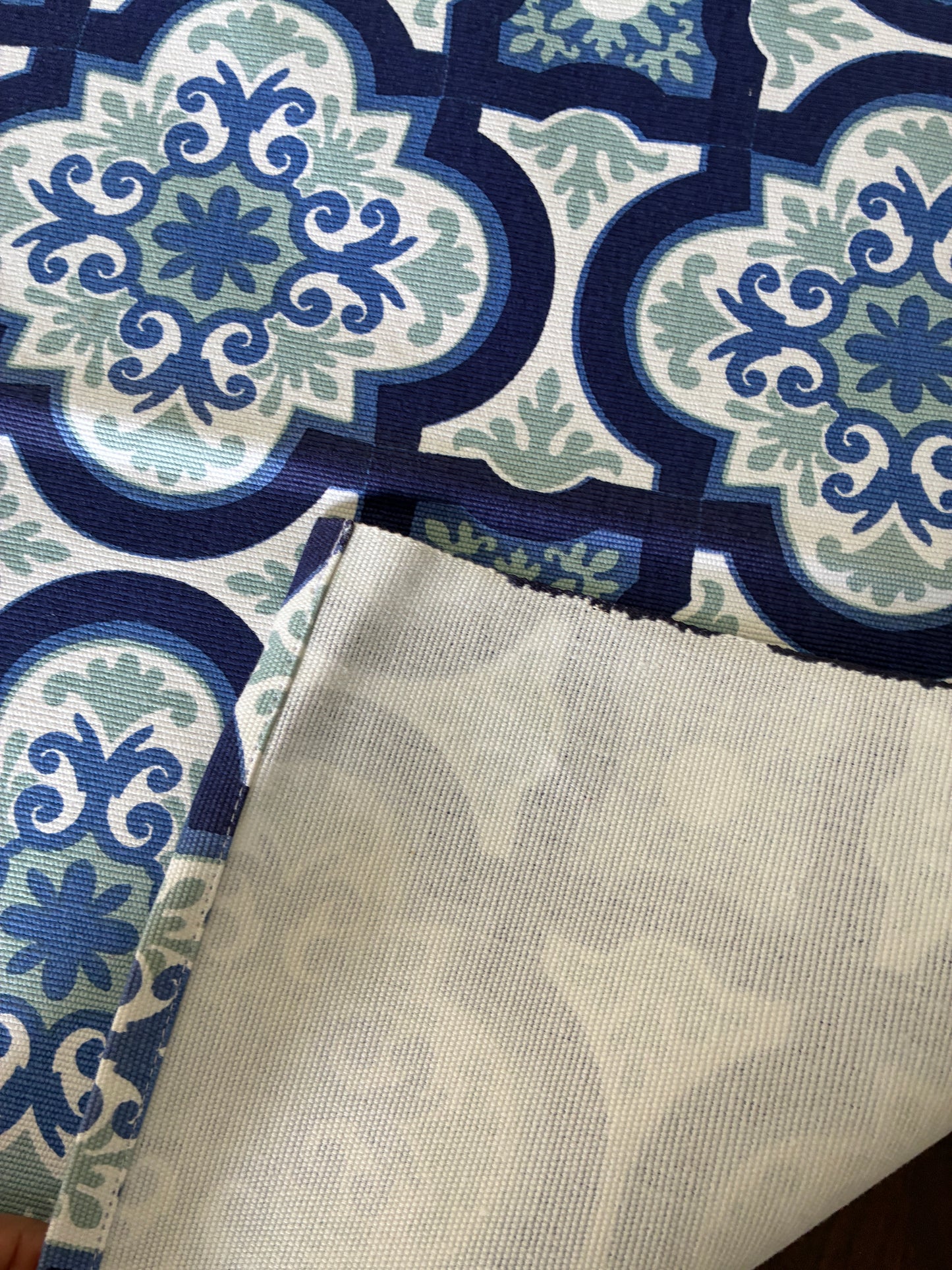 Table Runner 3.5 ft long