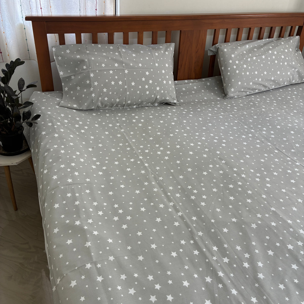 Grey Star Satin Cotton King Size Bedspread 100x110 inches