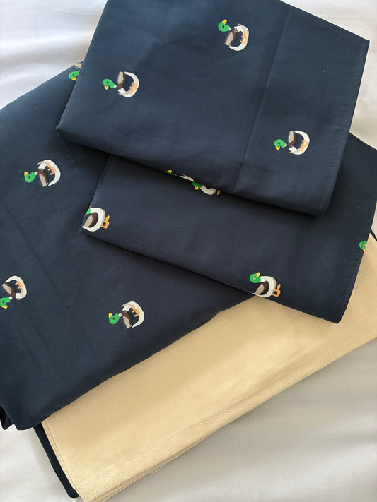 Duck Print King Size Cotton Satin Bedspread 100x110 in
