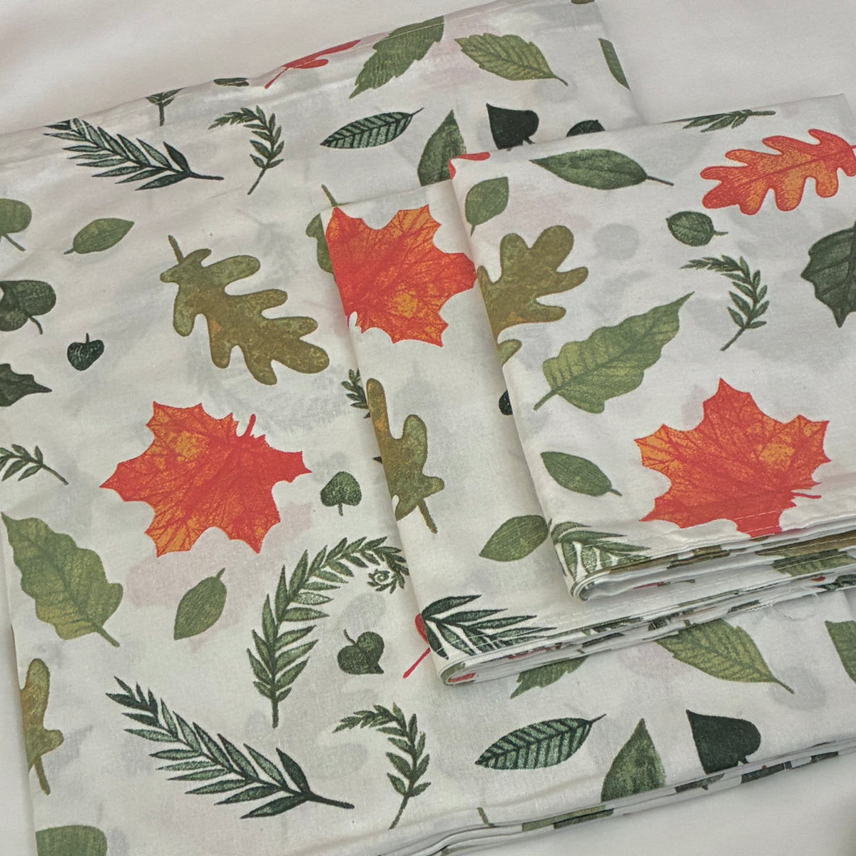 Red Floral Single Size Cotton Bedspread with 2 Pillow Covers 60 x 90 in