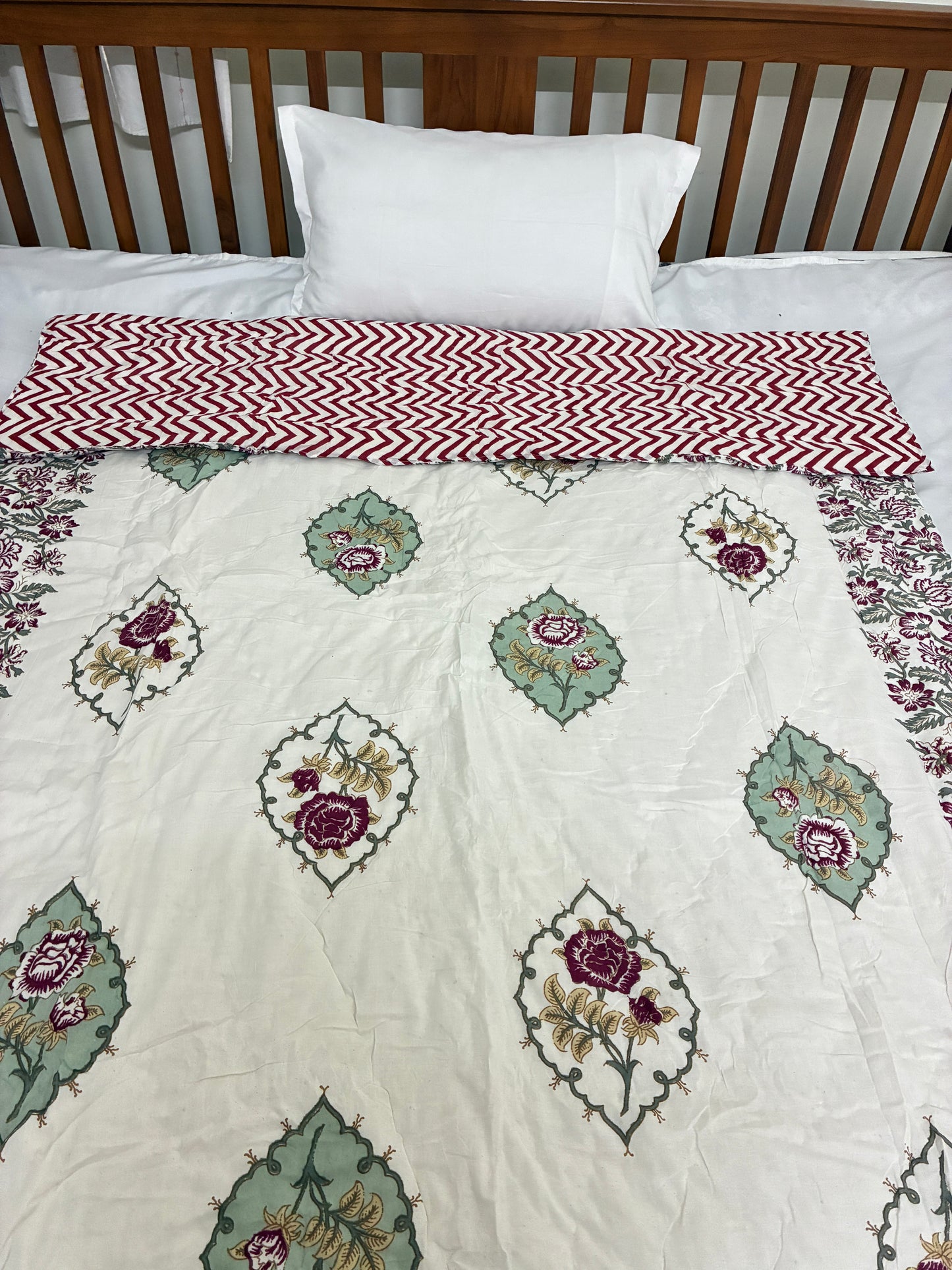Reversible Single Size Cotton Quilt