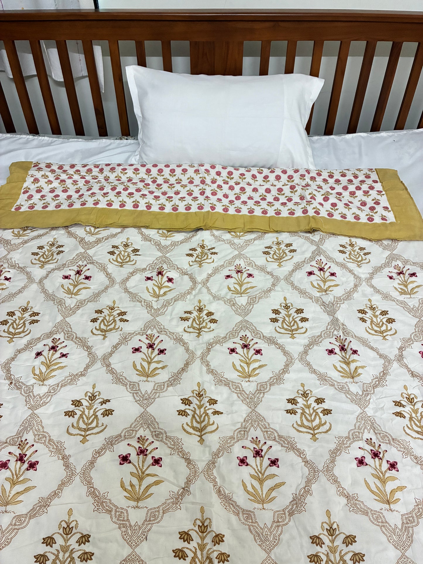 Reversible Single Size Cotton Quilt
