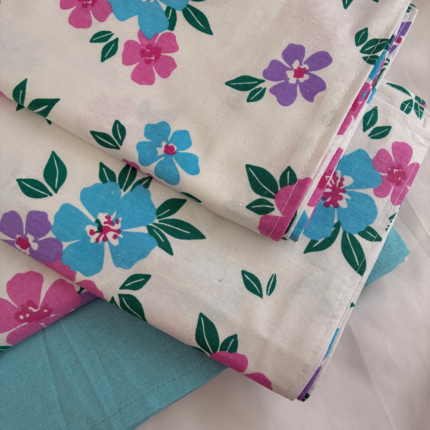 Blue Floral King Cotton Bedspread 100x110 inches (2 pillow covers)