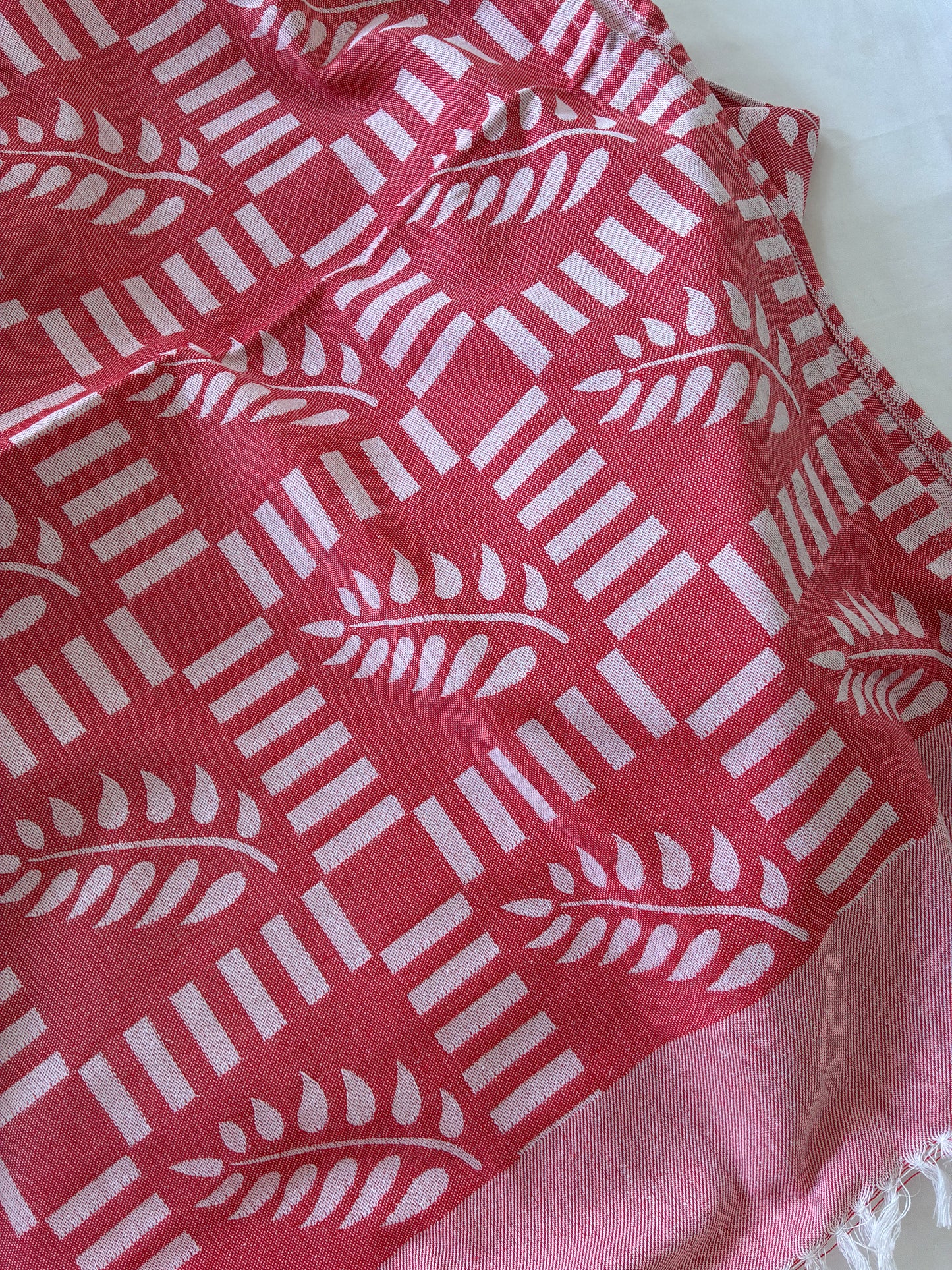 Red Leaf Double Size Cotton Blanket