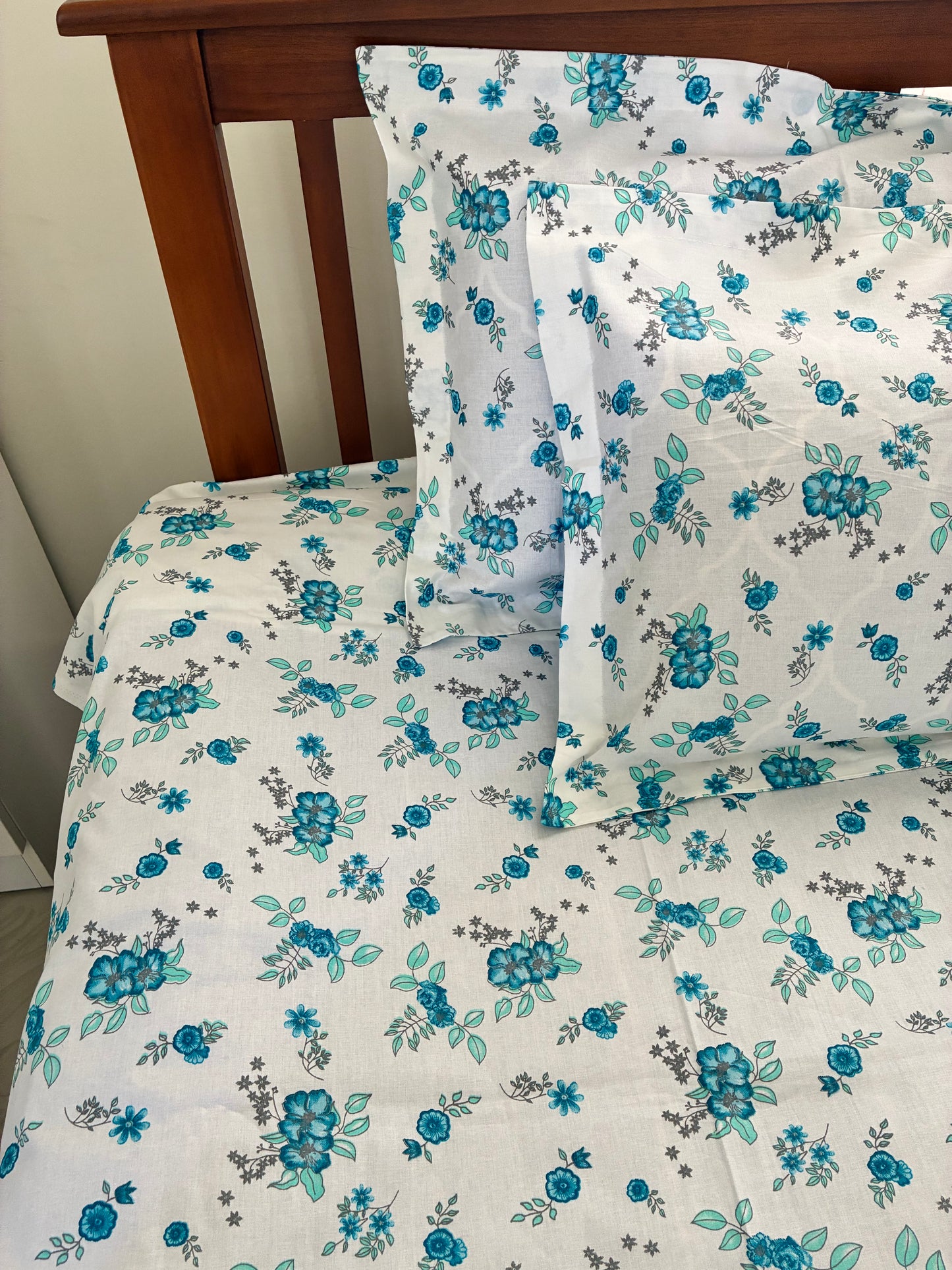 Queen Bedspread 90x100 inches