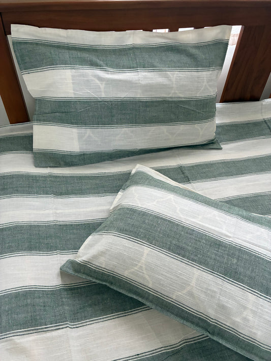 Premium Stripes King Size Bedspread 108 x 108 in
