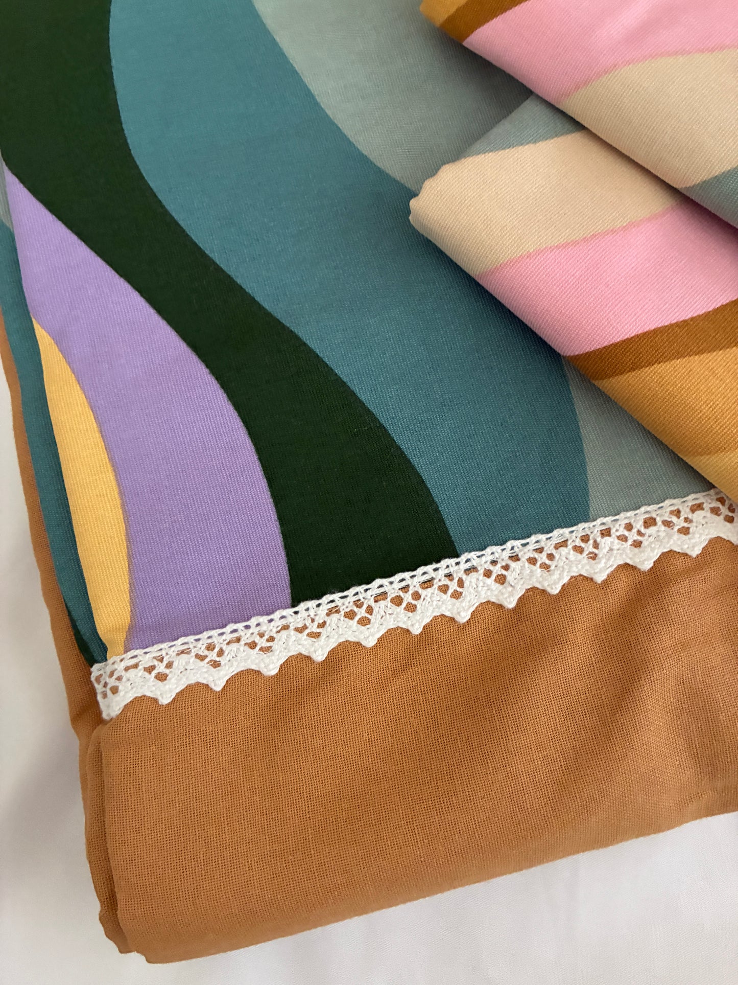 Earthy Rainbow Lace King Size Cotton Bedspread 100x110 in