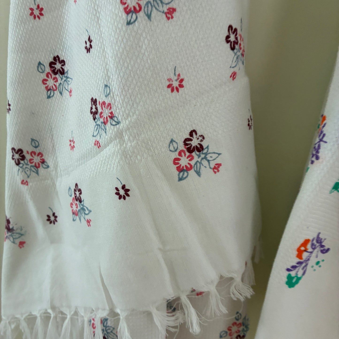 White Floral Cotton Bath Towel (Price for 1 Piece)