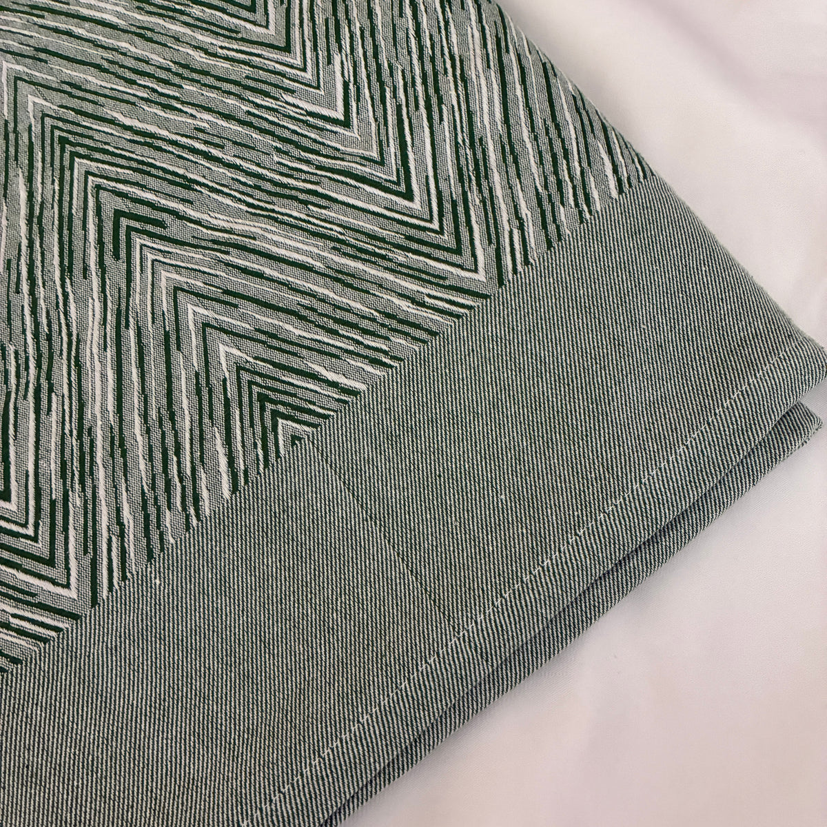 Dark Green Dual Tone zigzag Single Size Blanket / Throw