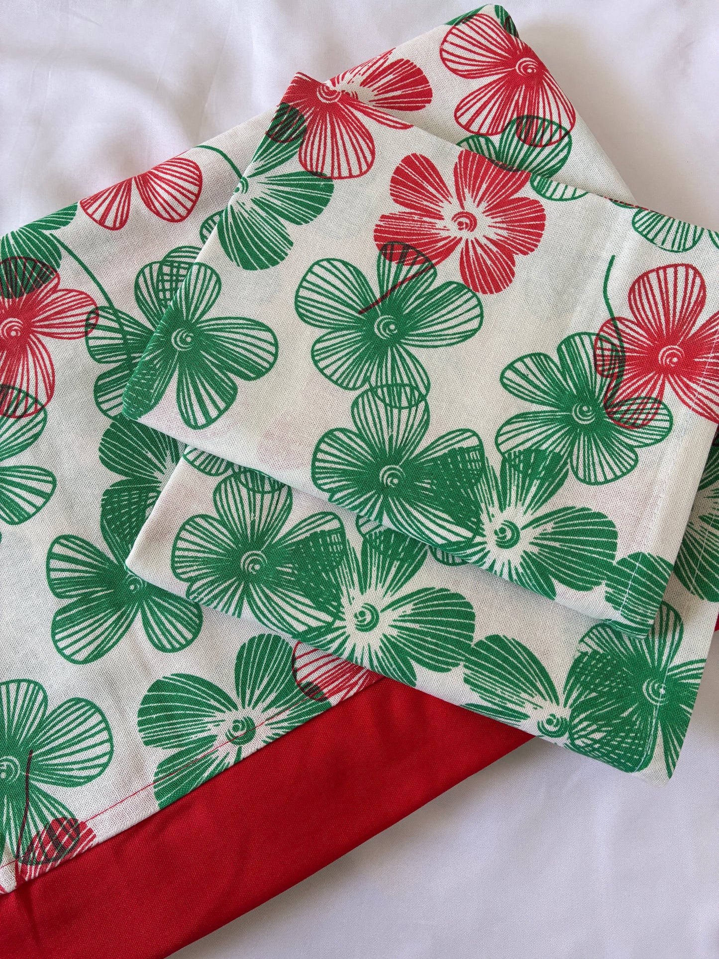 Queen Size Bedspread 90x100 inches