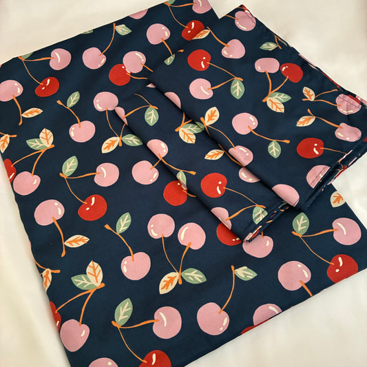 Blue Cherry Queen bedspread 90x100 in