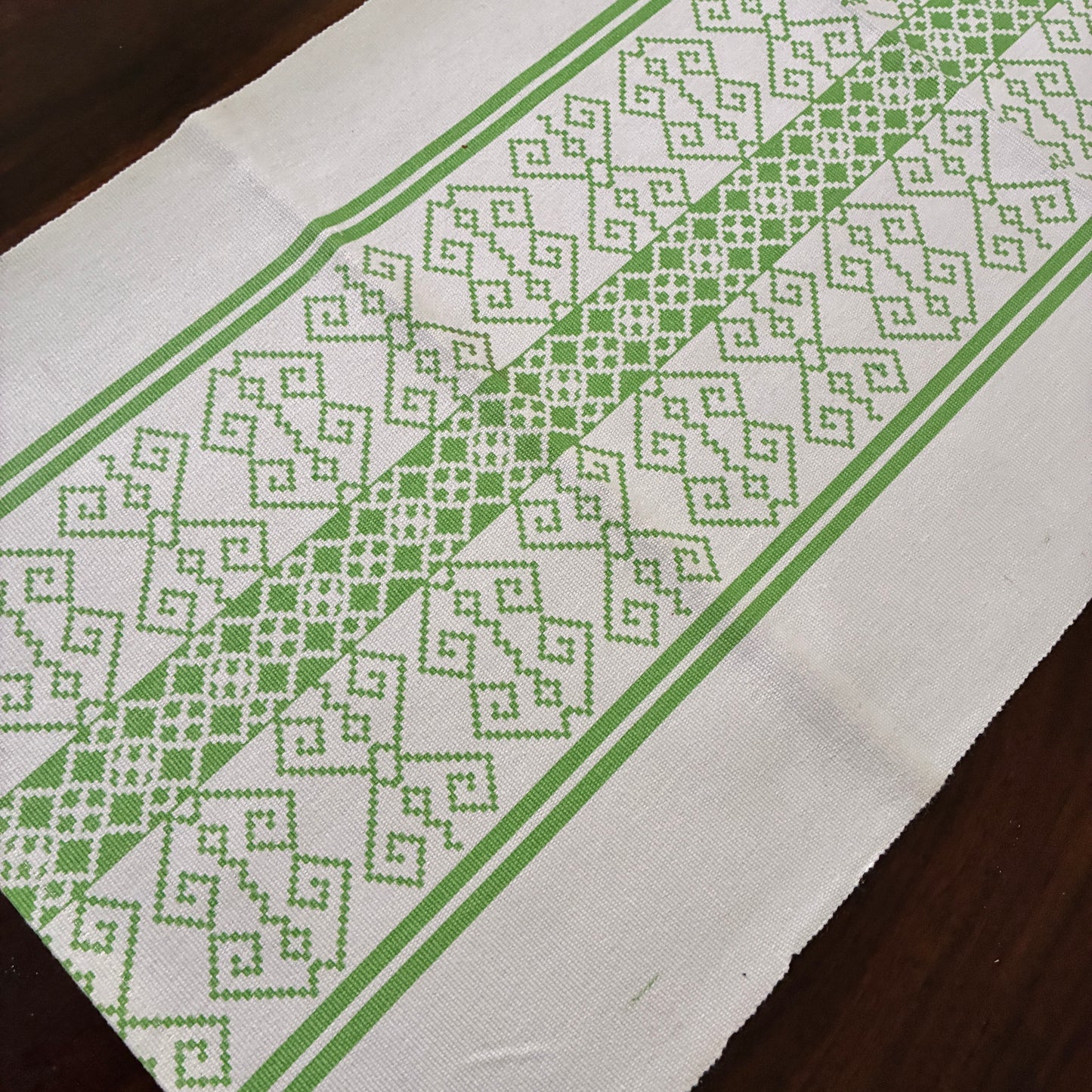 Green Kolam Table Runner 3 ft long