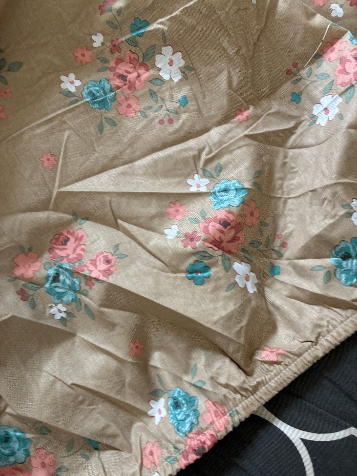 Multi floral Fitted King Size Bedspreads  75x75x10 inches