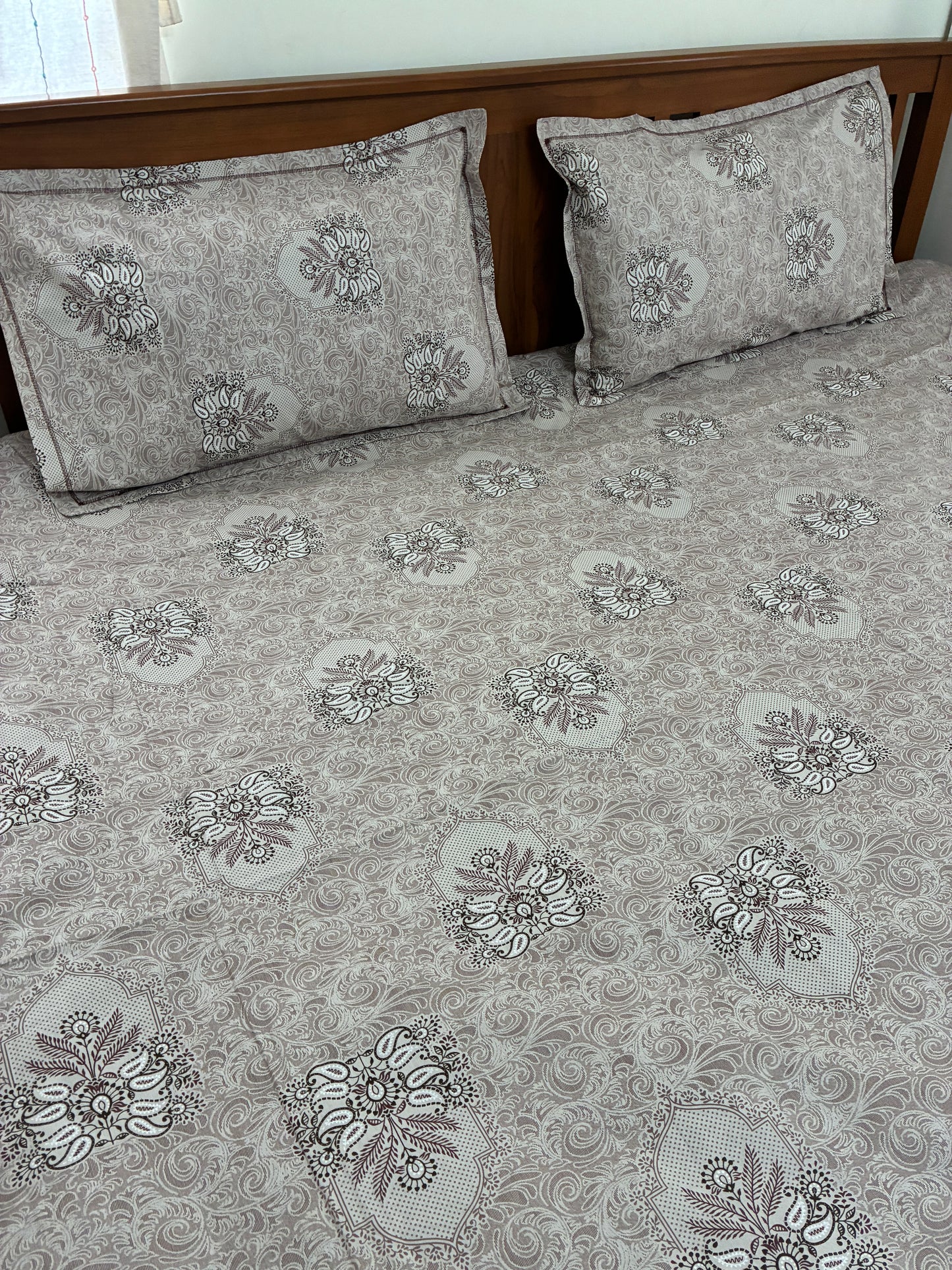 Premium Soft King Size Bedspread 108x108 inches